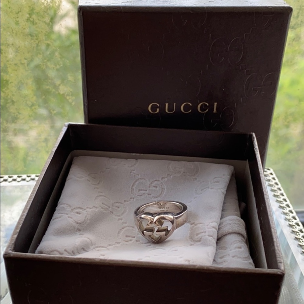 GUCCI Britt Heart Ring